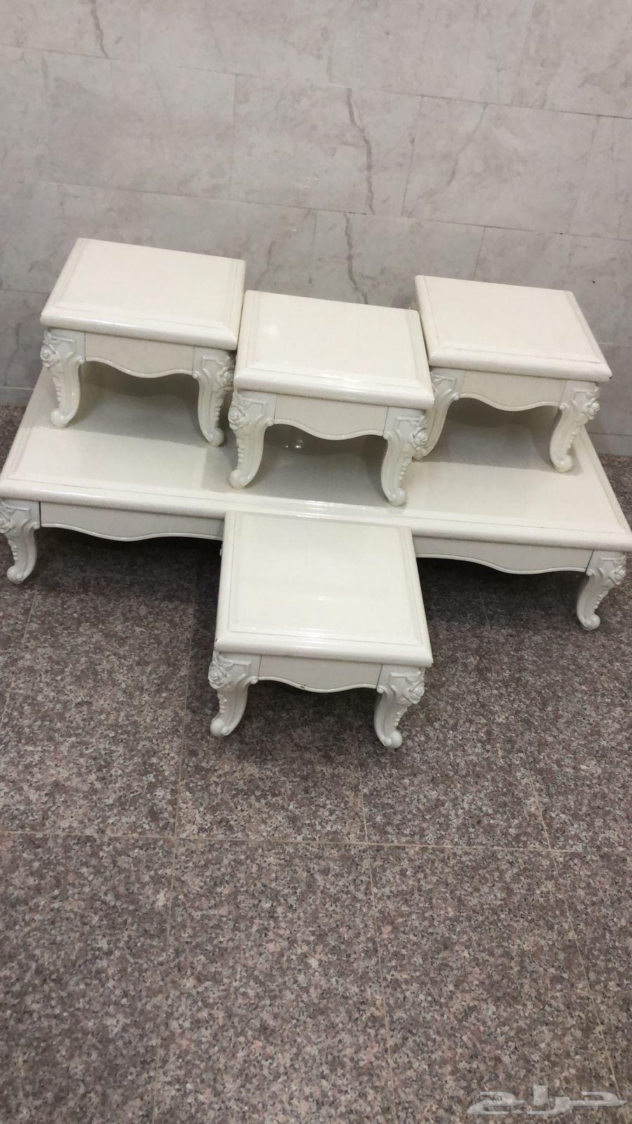 طاولات للبيع64609498221314110