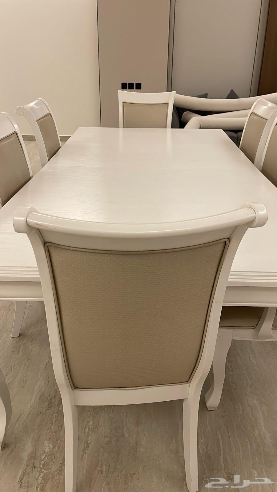 طاولة أكل 8 كراسي للبيع dining table for sale64613325201154110