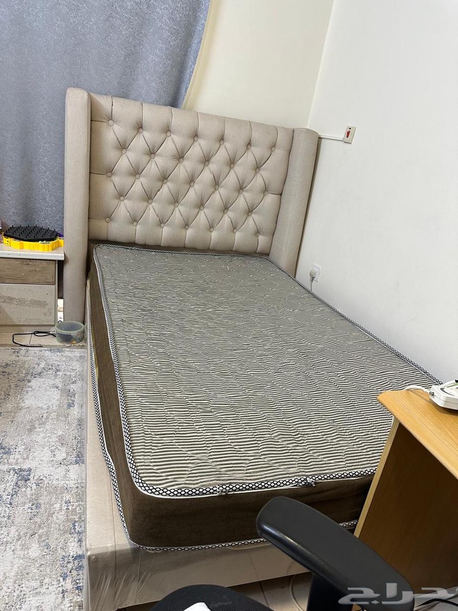 ركنة 3 متر وسرير120 بالمرتبة للبيع64610979690753111