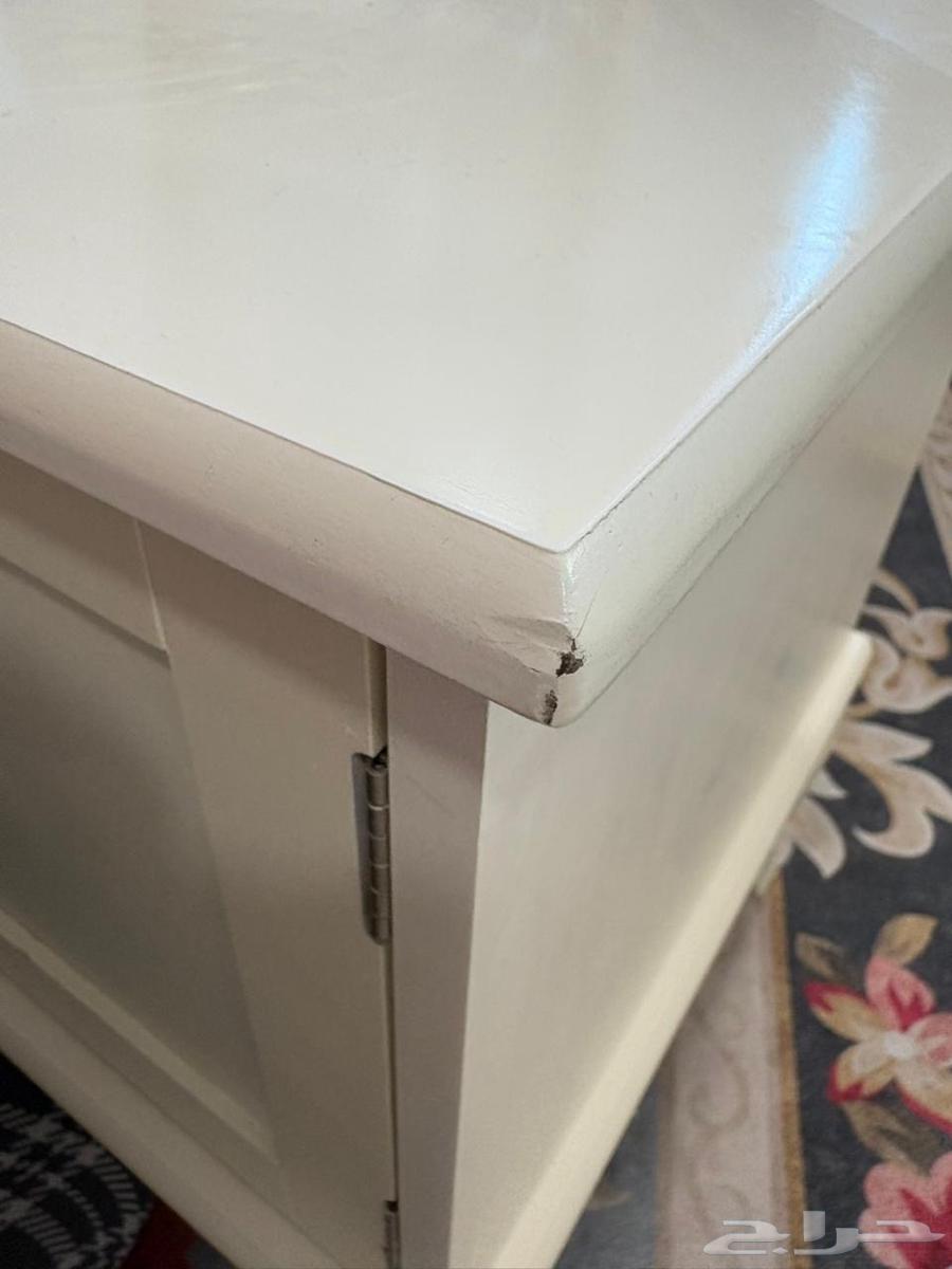 طاولة تلفزيون64596834050945112