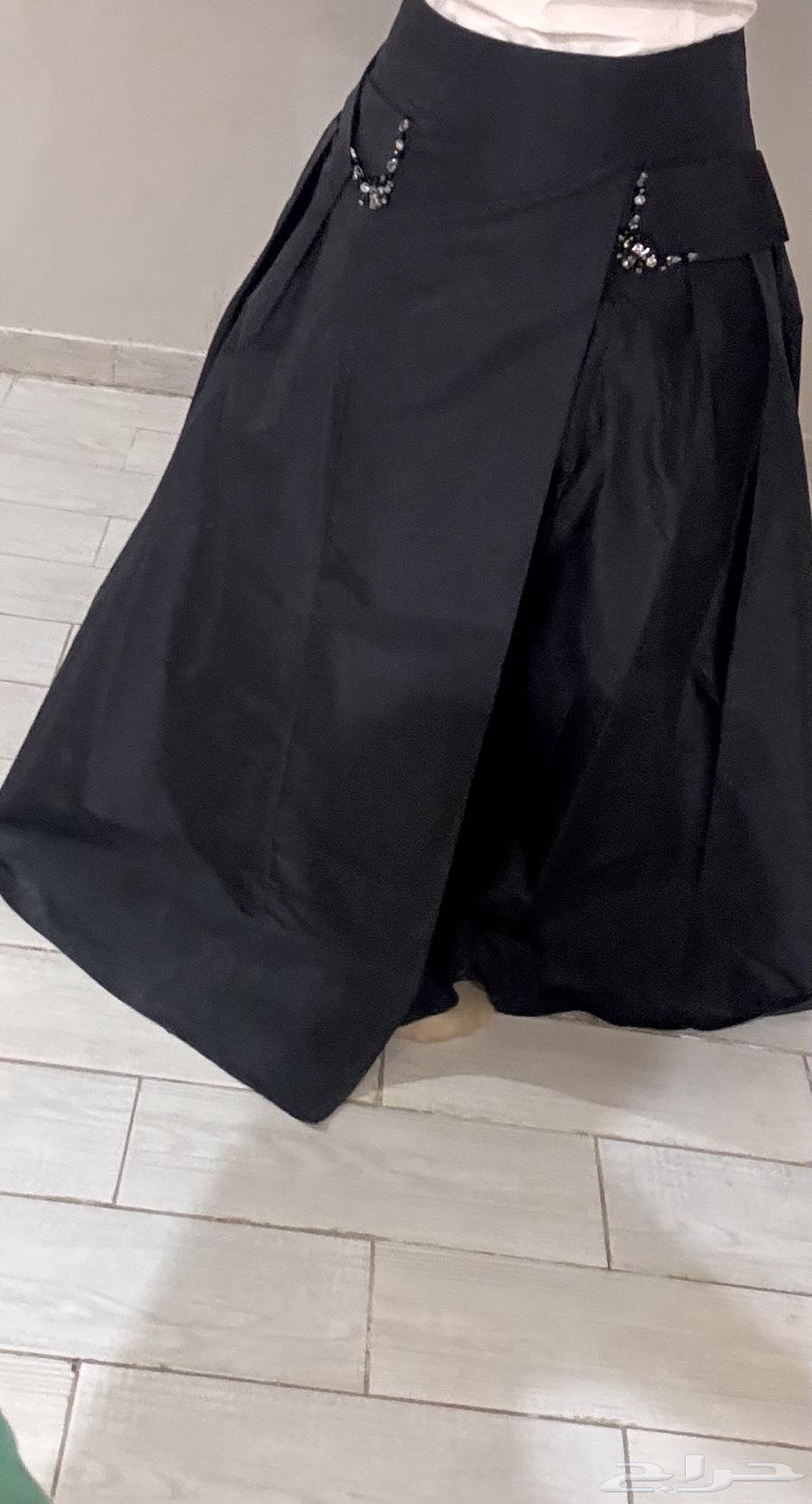 تنورة انلبست مره وحده سعر الشراء 1000 ريال من تركيا64614260391169111