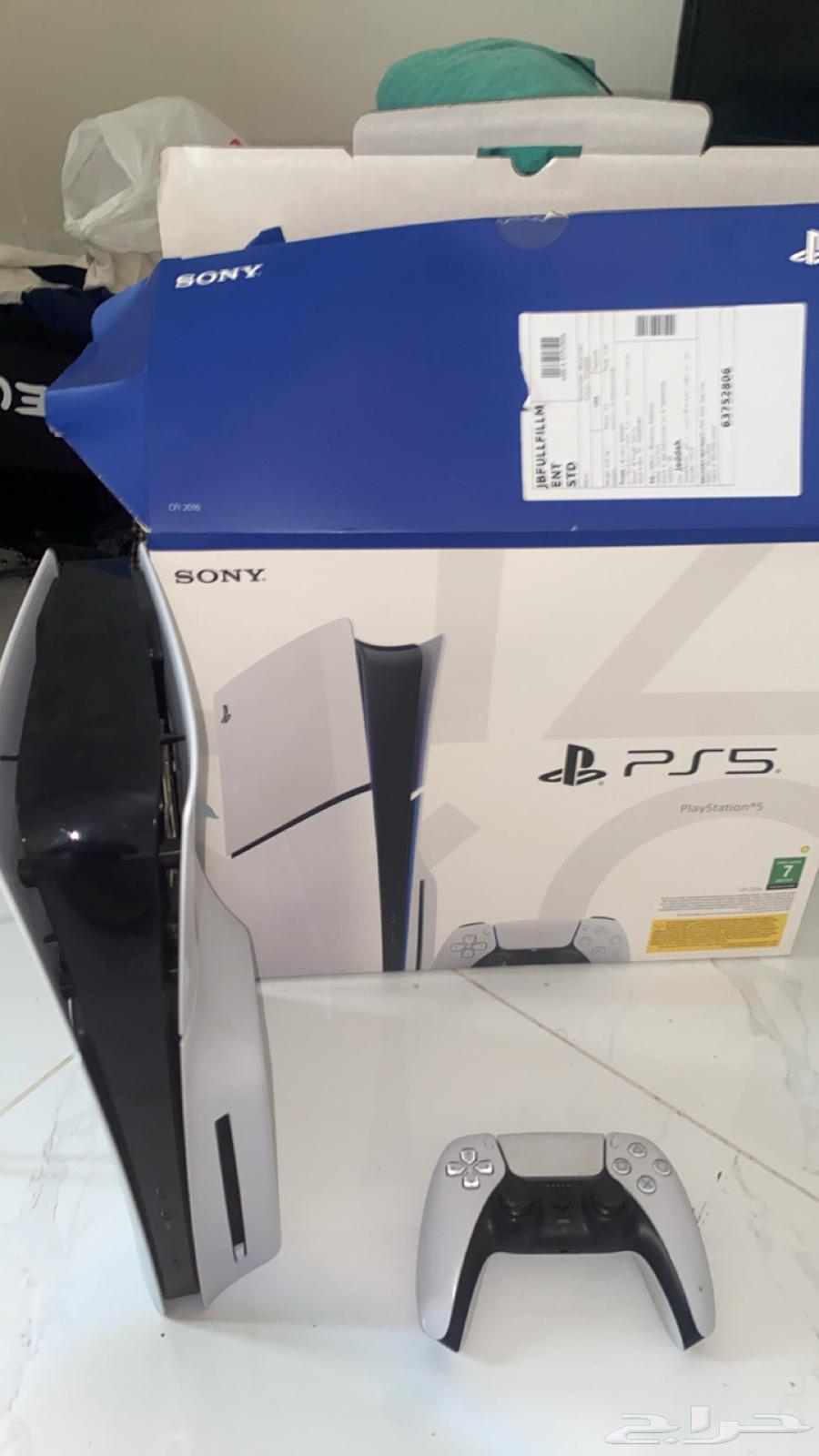 بلاستيشن فايف بكرتونو للبيع 1600 صامل ادخل عليا واتس64621866824067110