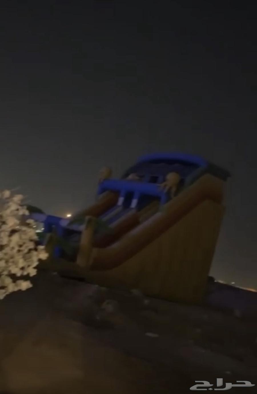 A bouncing or sliding or inflating item for sale, summer photography shoot in clean condition64618165143554111