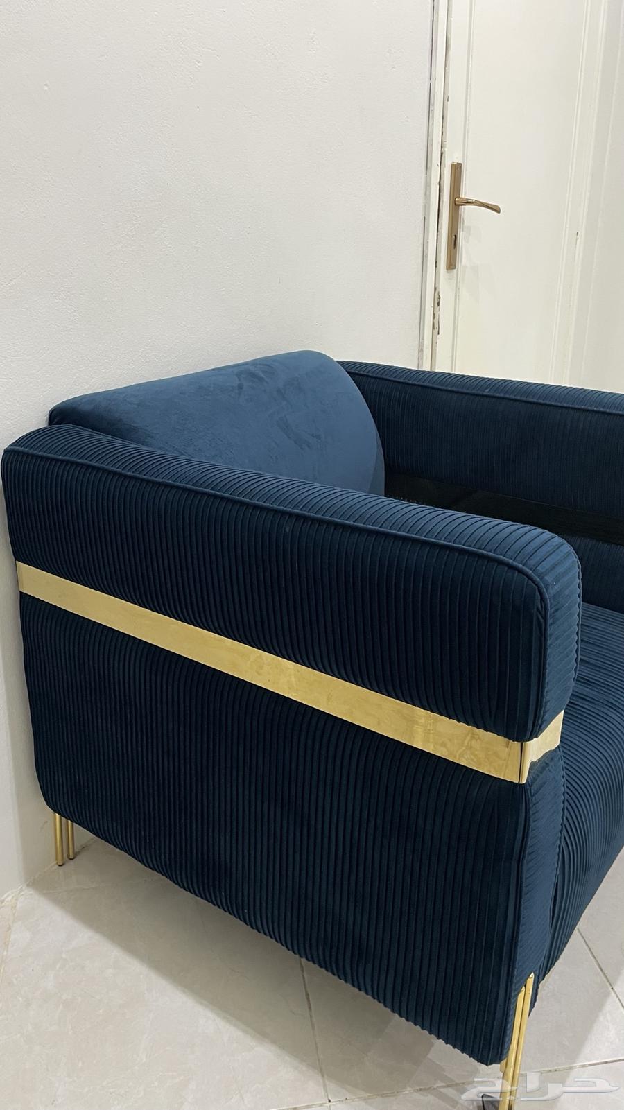 كنبتين و ابجوره و طاولة مدخل64623851029123114