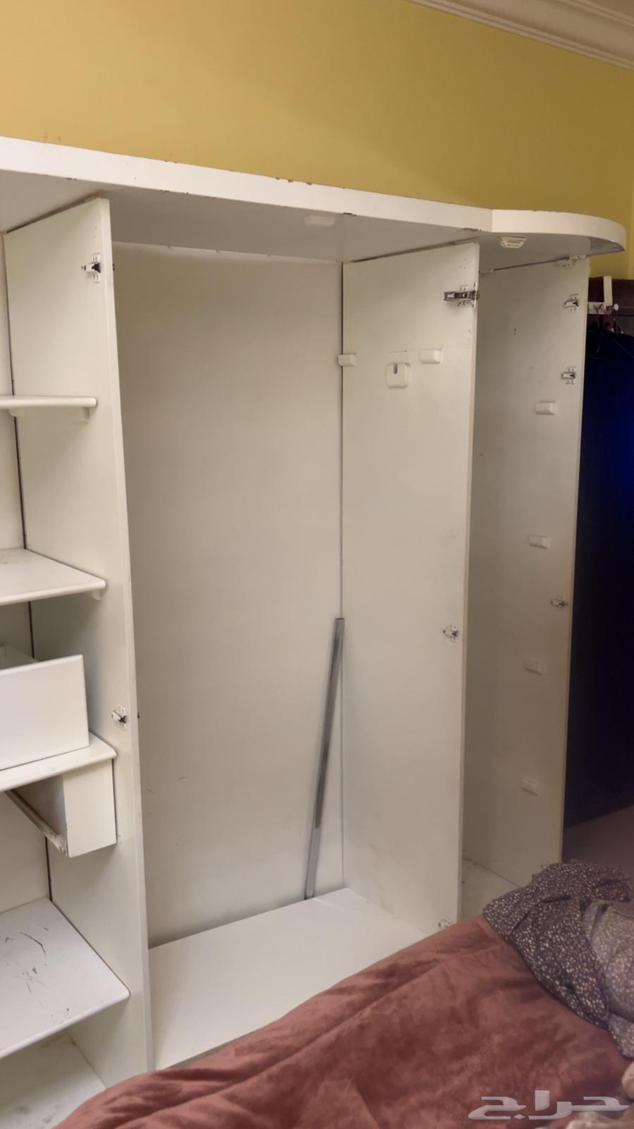 اثاث بيع دولاب64623393383811111