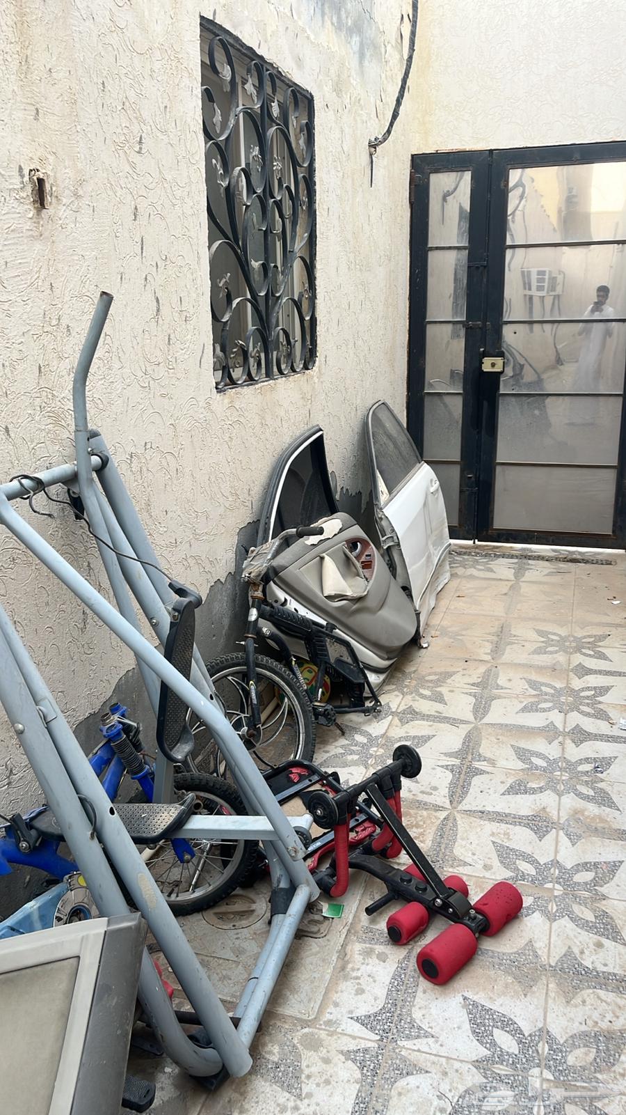 أغراض للبيع بسعر رخيص64620967717122110