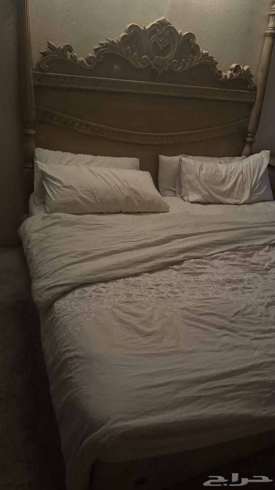 Bedroom, Sofa, and Excellent Chandelier64621267387009112