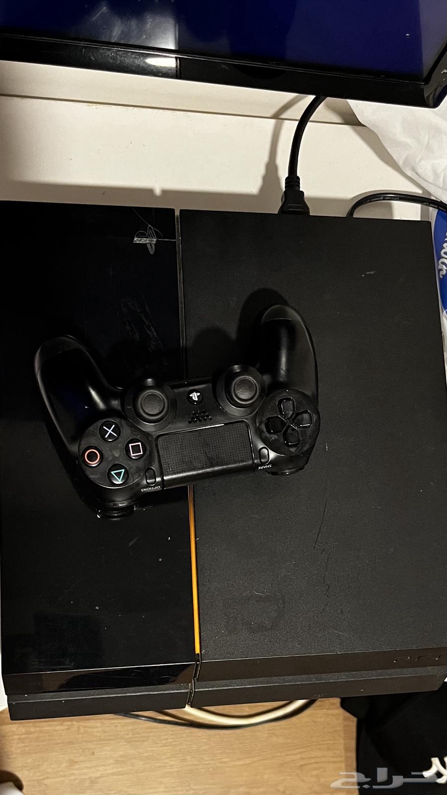 بلايستيشن 4 للبيع نظيف64623109984770110