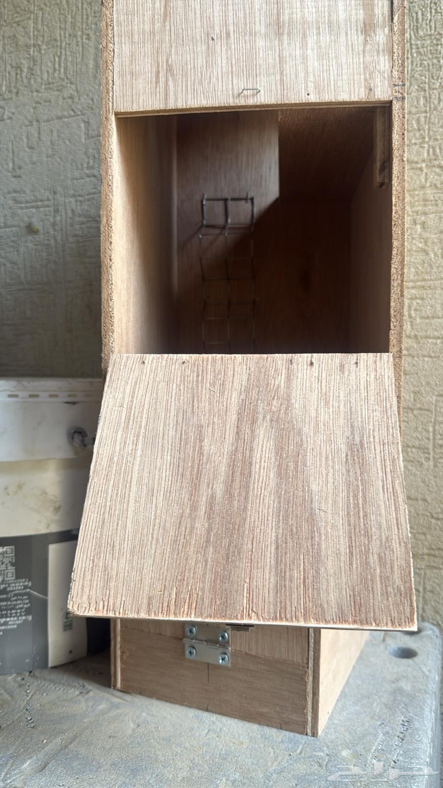 Kenior Parrot Nest Box (Longitudinal)64618426347394112