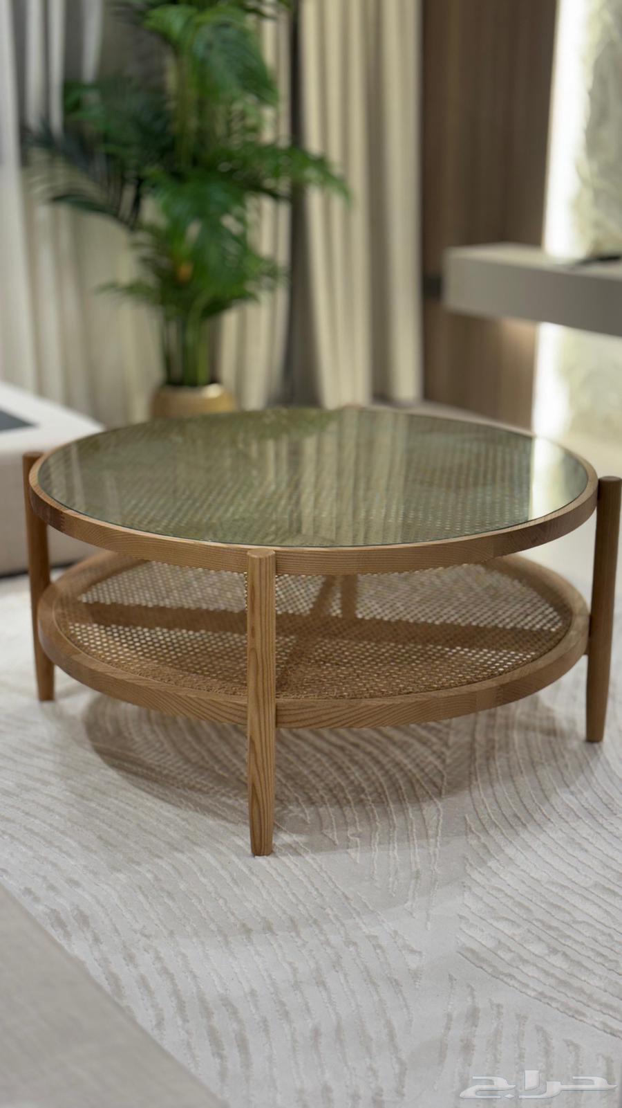 طاولة و فرشتين ولمبات جديده64616628698498110