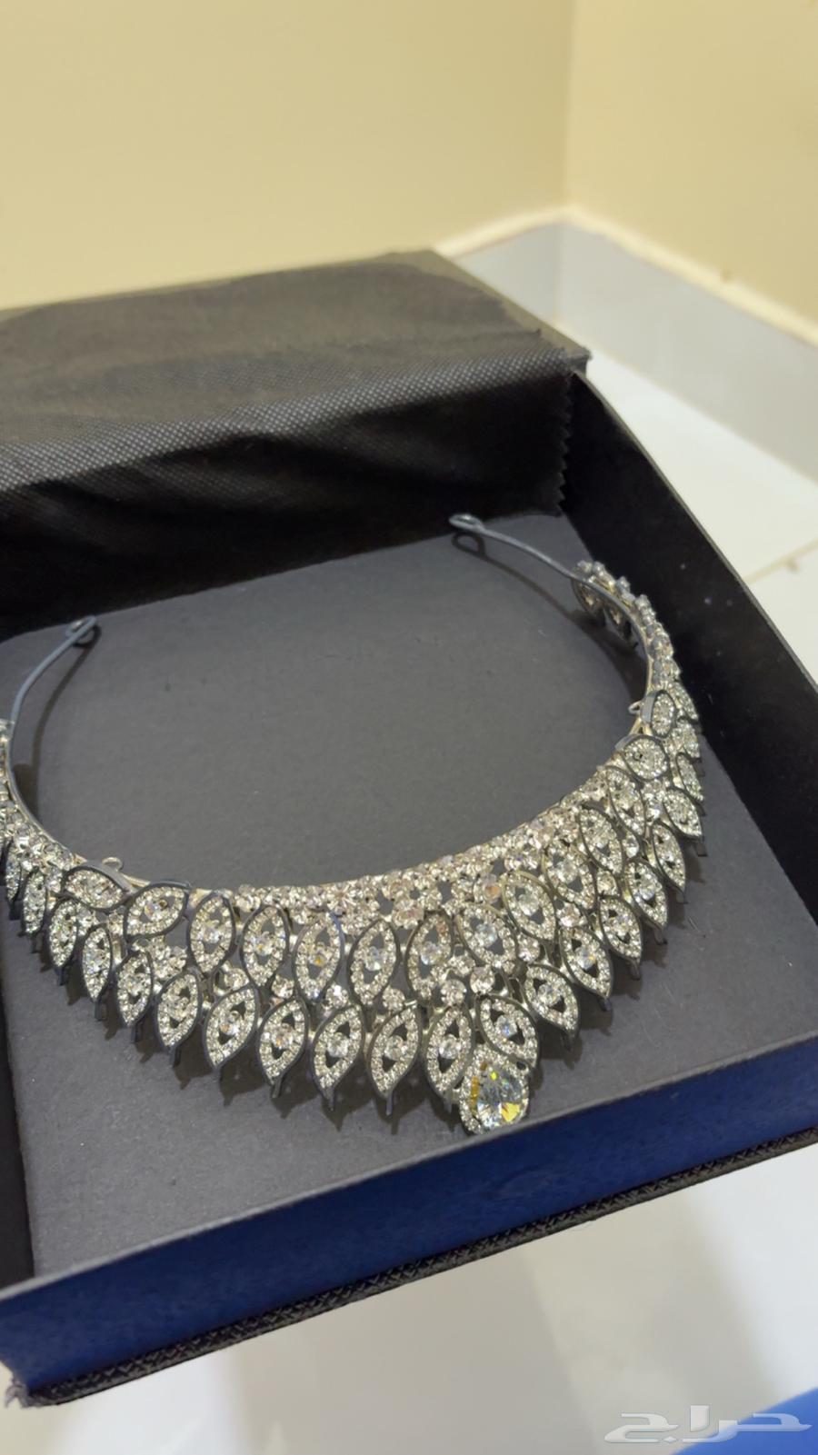 تاج الشراء ب380 البيع على السوم فخم لمعه قويه64621204909569110