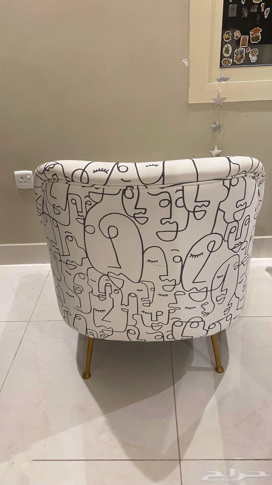 للبيع   كرسي كنبة فردي من هوم سنتر64625075174913114