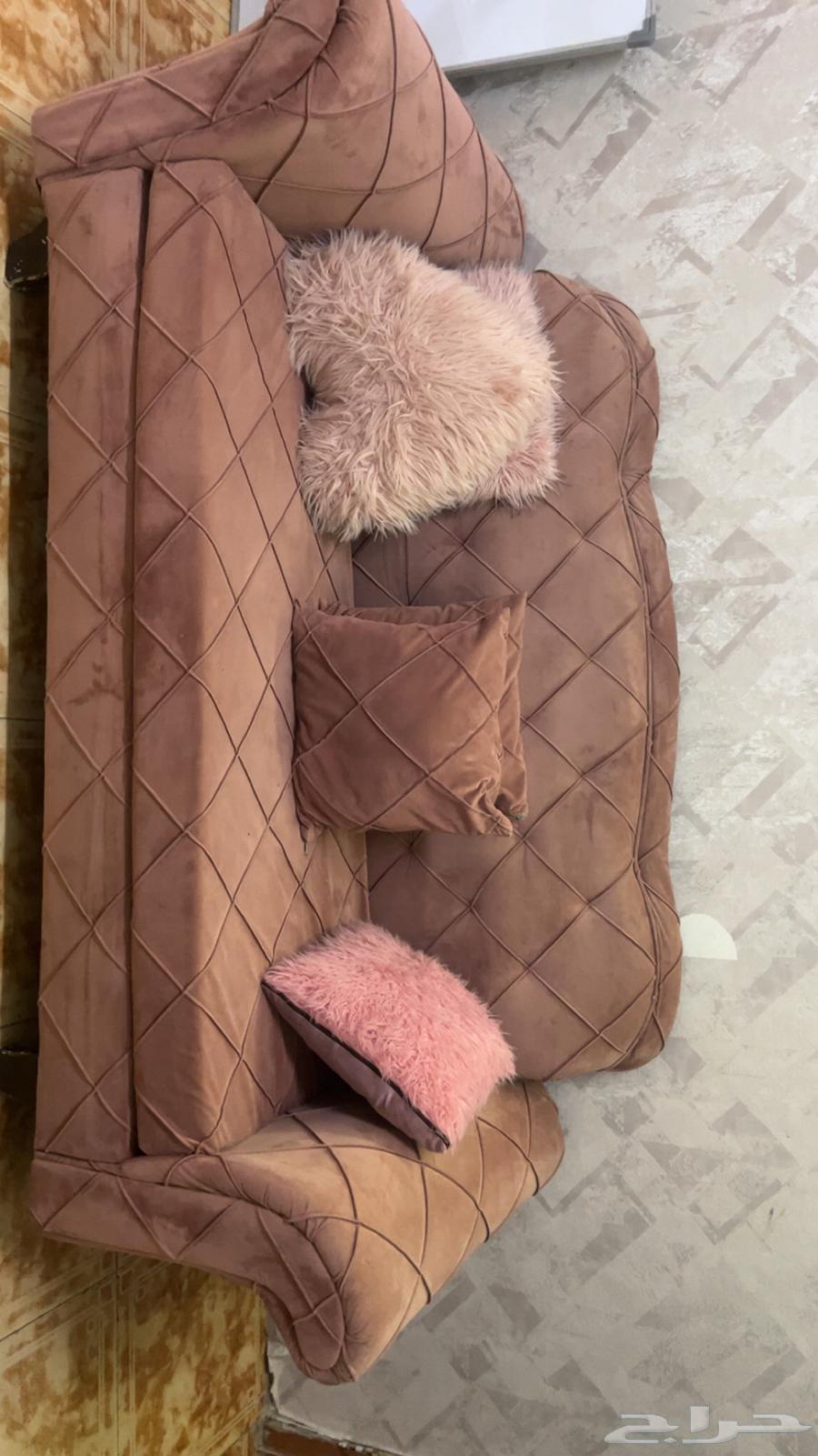 فرشه مع تكيات للبيع مع كنبه64624205468419110