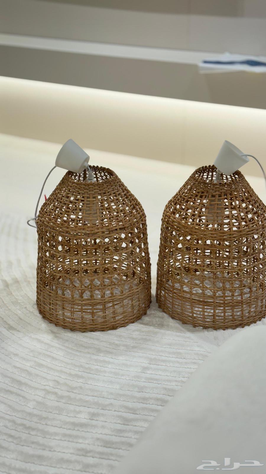 طاولة و فرشتين ولمبات جديده64616628698498111