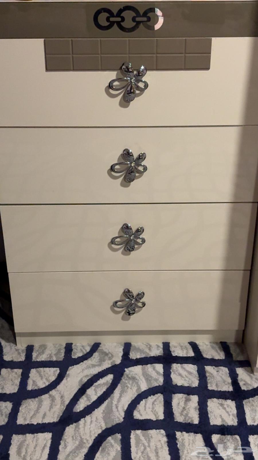 دولاب وملحقاته64622600232321111