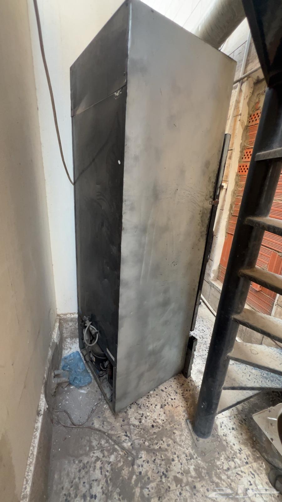 Display Refrigerator in Working Condition, Requires Only Cleaning; High-Cooling Performance64625968770561110