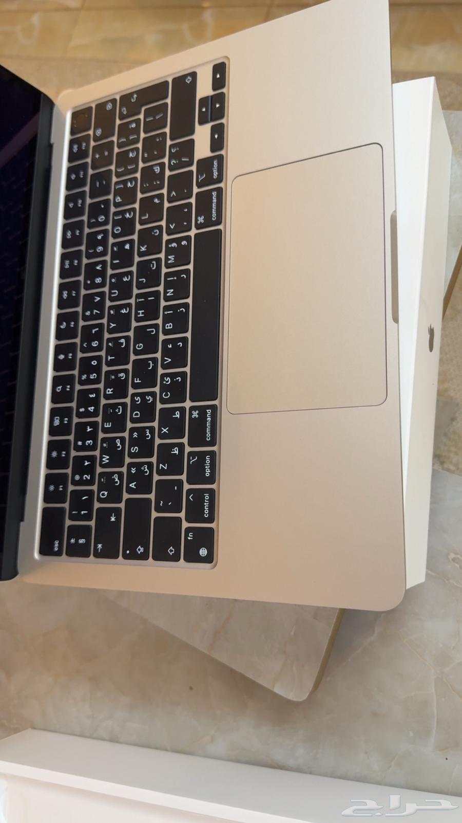 ماك بوك آير 202264619804696577113