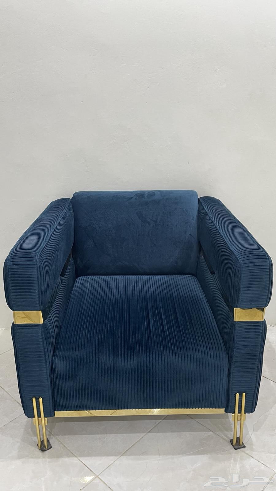 كنبتين و ابجوره و طاولة مدخل64623851029123110