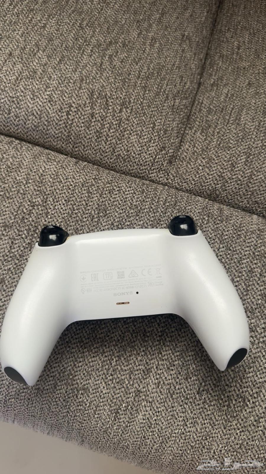 يد سوني فايف64621368061186111