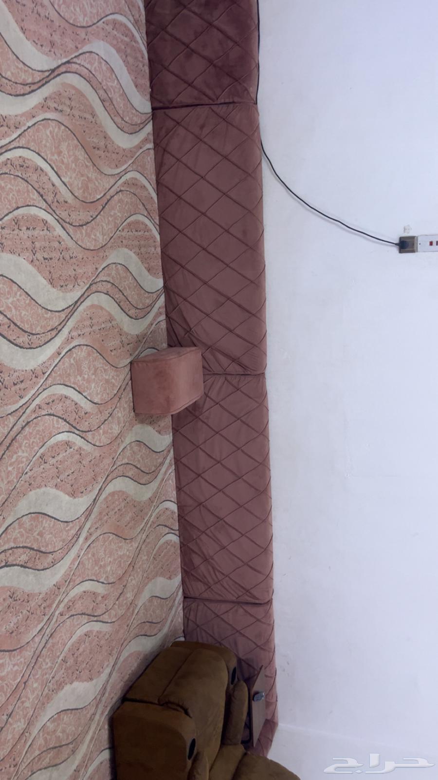 فرشه مع تكيات للبيع مع كنبه64624205468419113