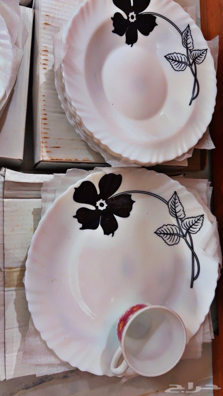 Plates, Dishes, and Cups64625197686401111