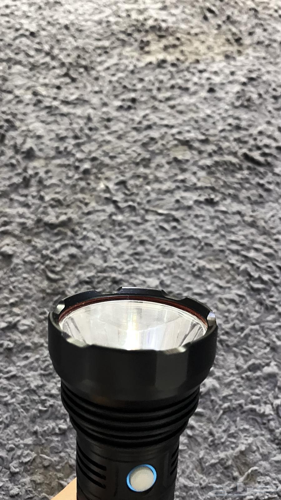 كشاف جديد و نضيف و اغراضه معه64621729875457111