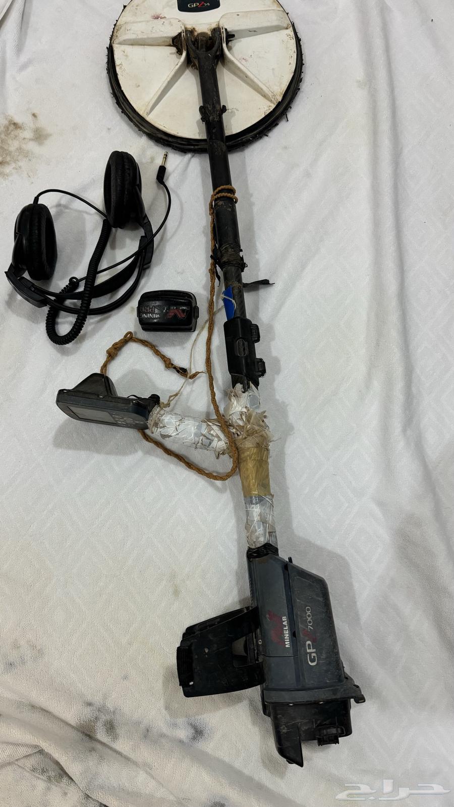 للبيع جهاز Z7000استخدام بسيط ونضيف وبكامل اغراضة بطاريات264625233909634112