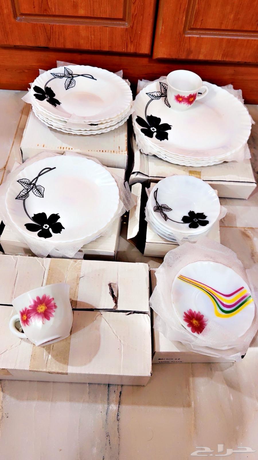 Plates, Dishes, and Cups64625197686401110