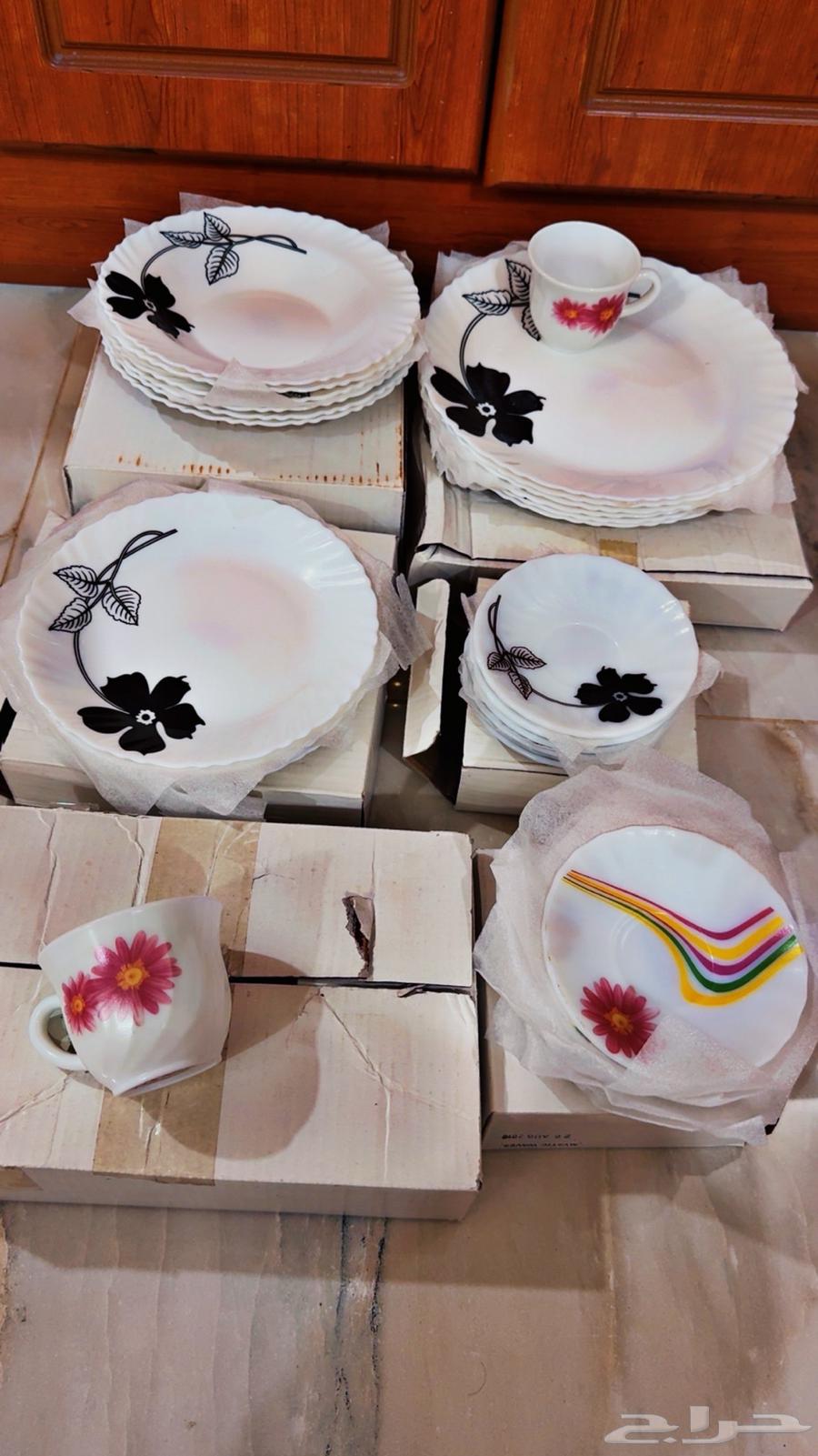 Plates, Dishes, and Cups64625197686401112