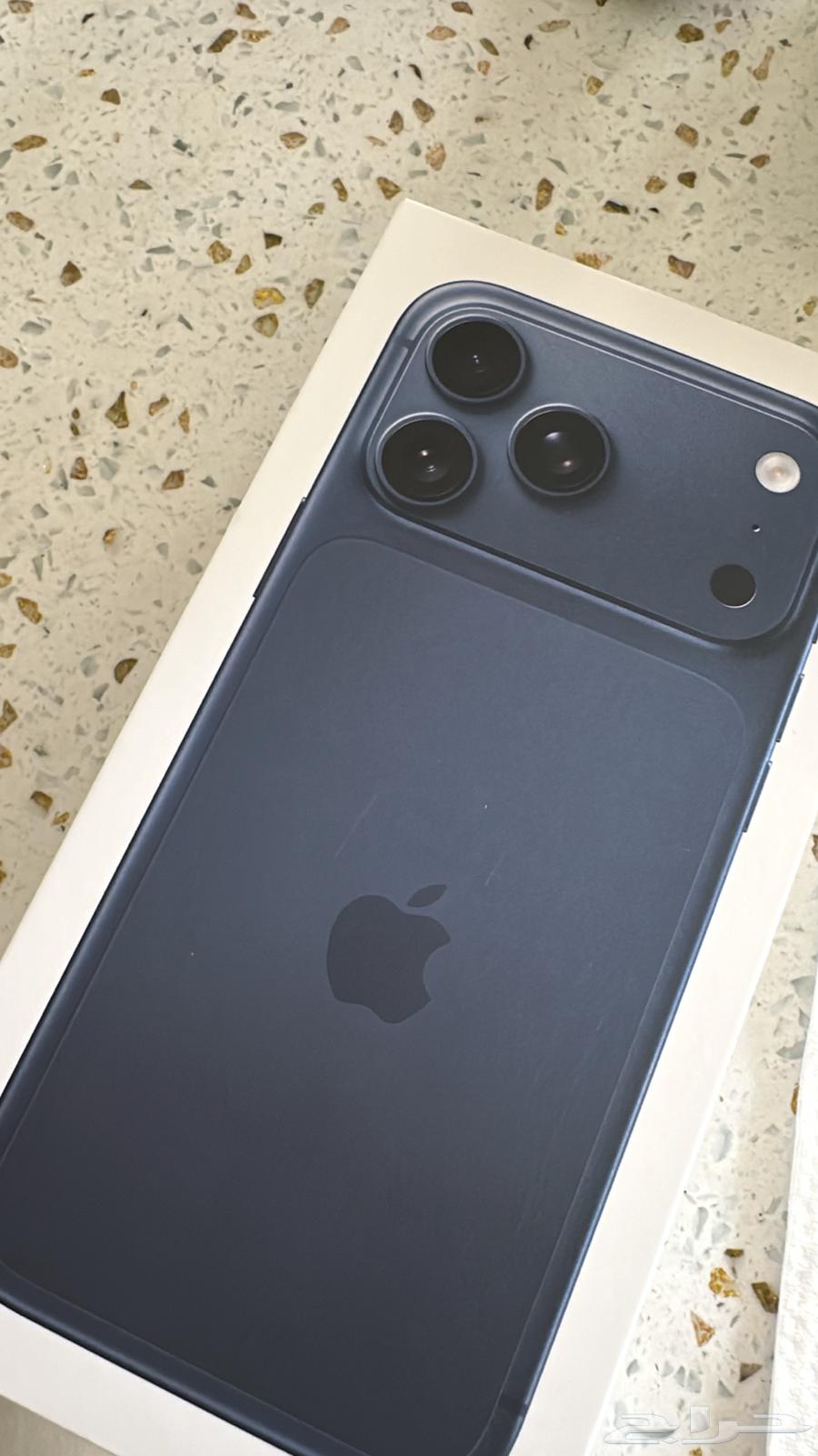 ايفون 17 برو ماكس ( 256 ) كحلي64622128369794110