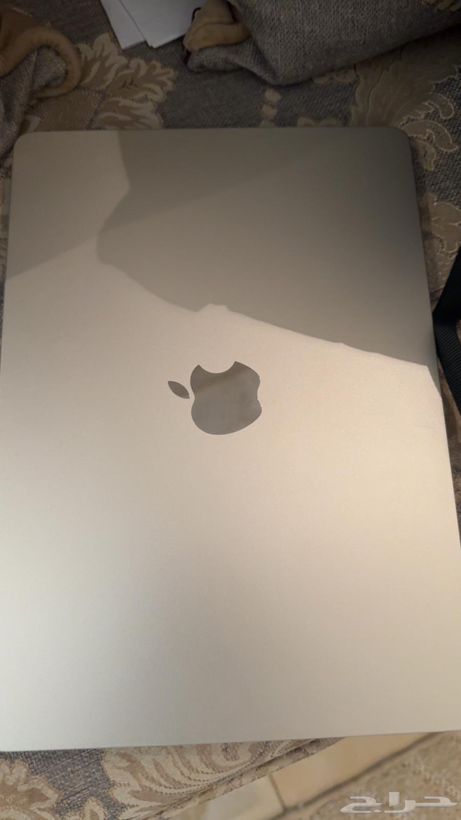 ماك بوك آير 202264619804696577110