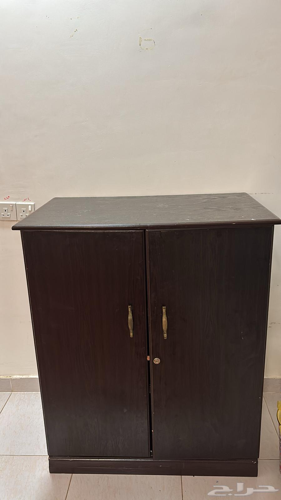 مجلس كنب وستاره وفرشه دولاب صغير64622079080961113