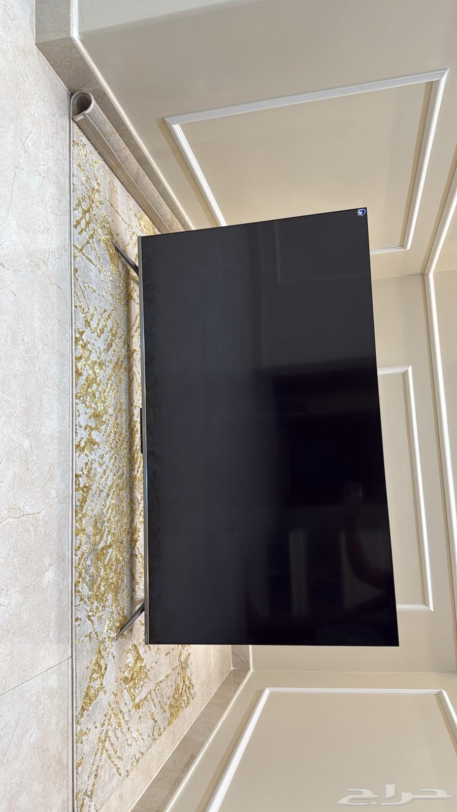 شاشه TcL 55 بوصة او 60 ماني متاكد والله64625087531009111