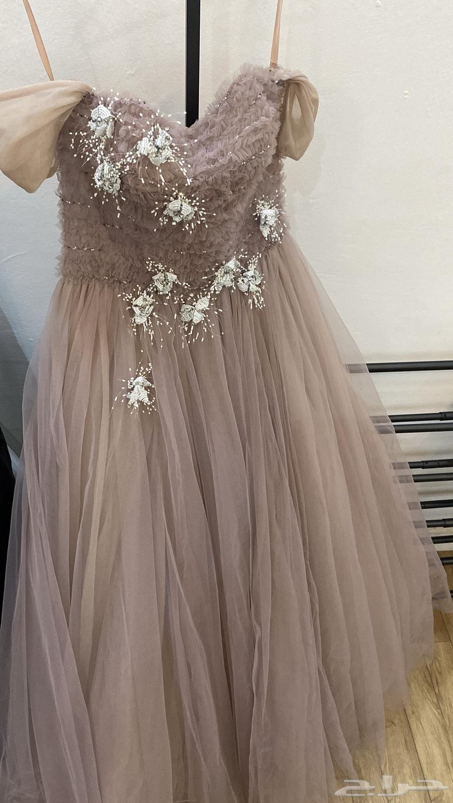 New Queen Dress, Used Once for 4 Hours, Size 864621479830658112
