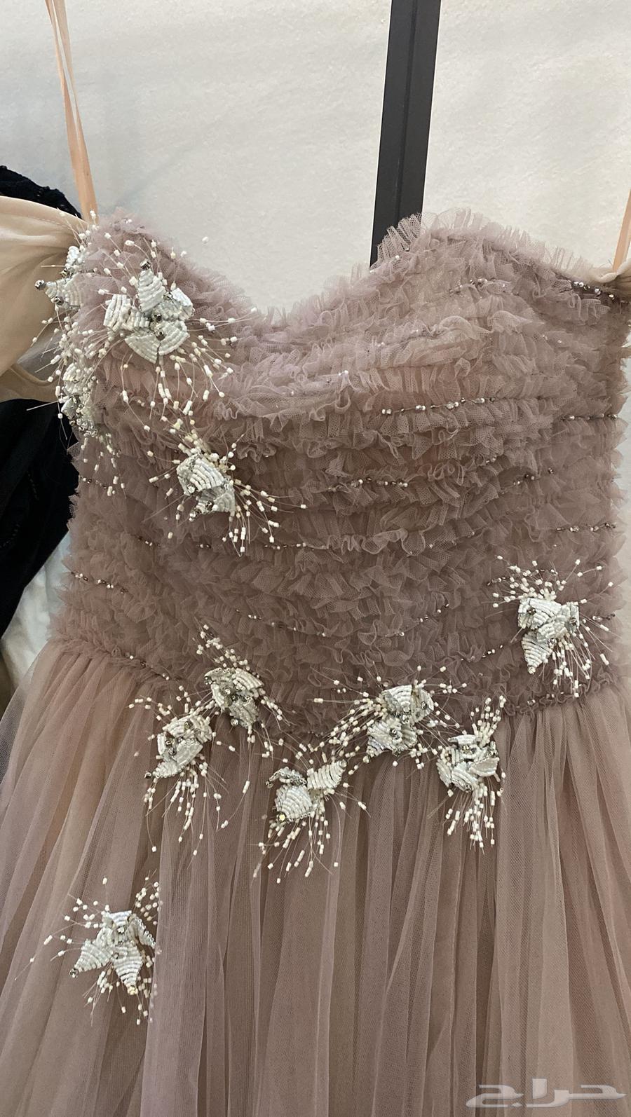 New Queen Dress, Used Once for 4 Hours, Size 864621479830658114