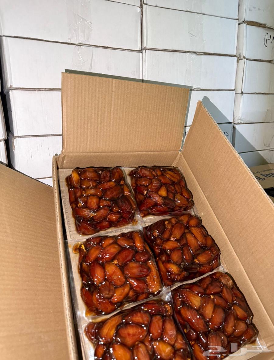 Al-Zafri Dates from Al-Bisha in Riyadh64623466990465111