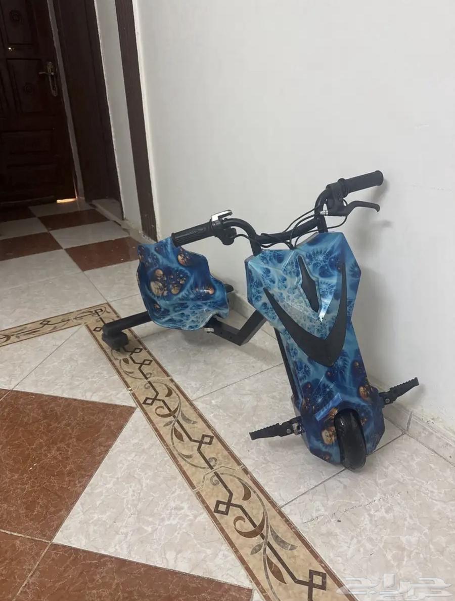 سكوتر دريفت كهربائي للبيع64624082748034110