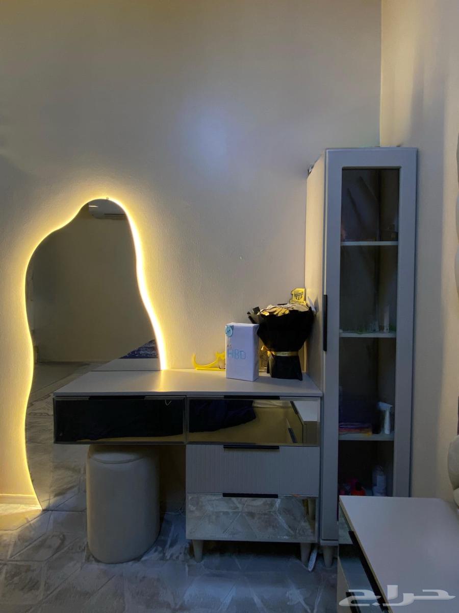 Bedroom used for less than one year at an attractive price64620605734018114