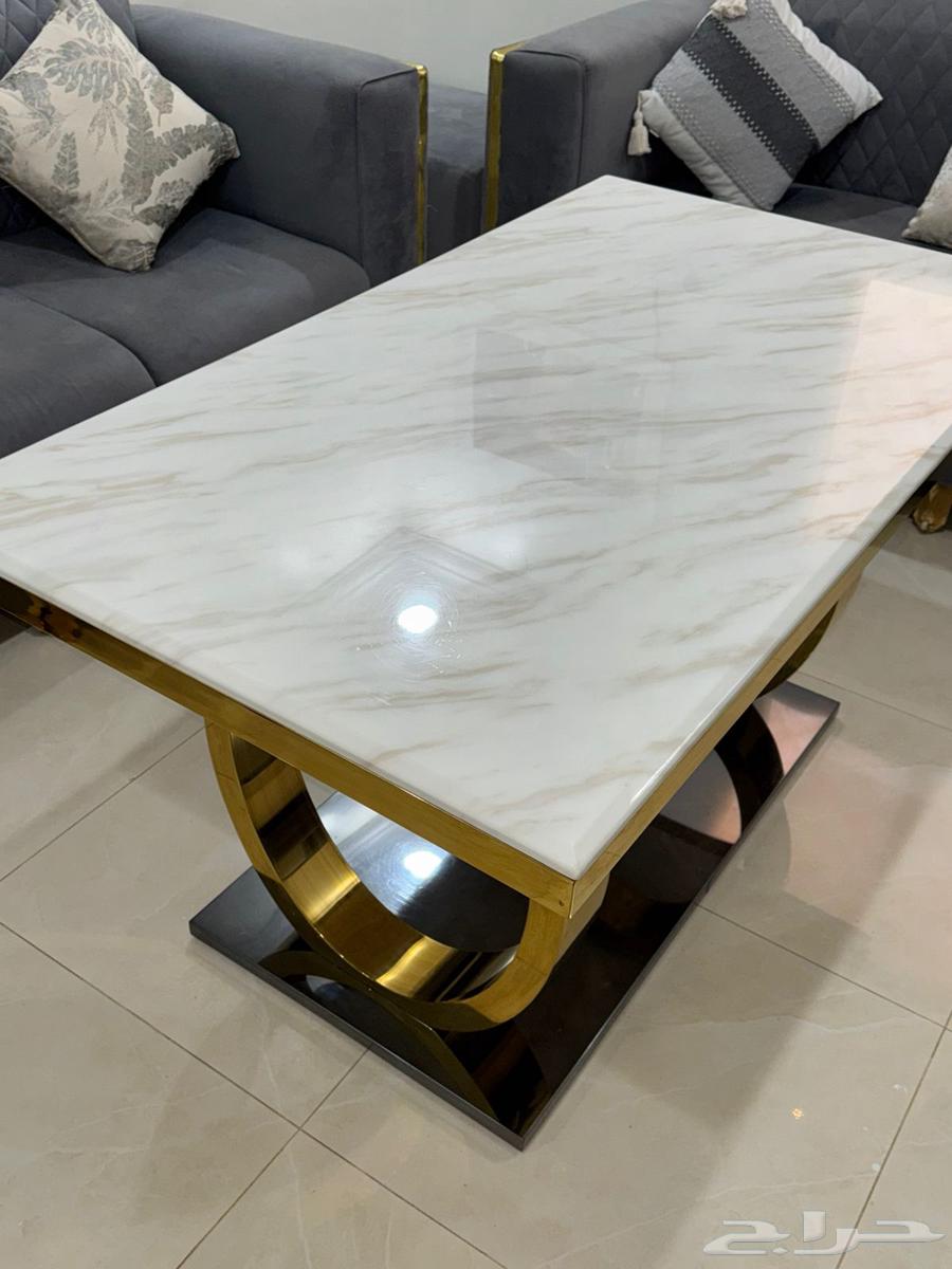 طاوله ثقيله رخام سعرها الأصلي 1600ابي فيها 100064620867548803112