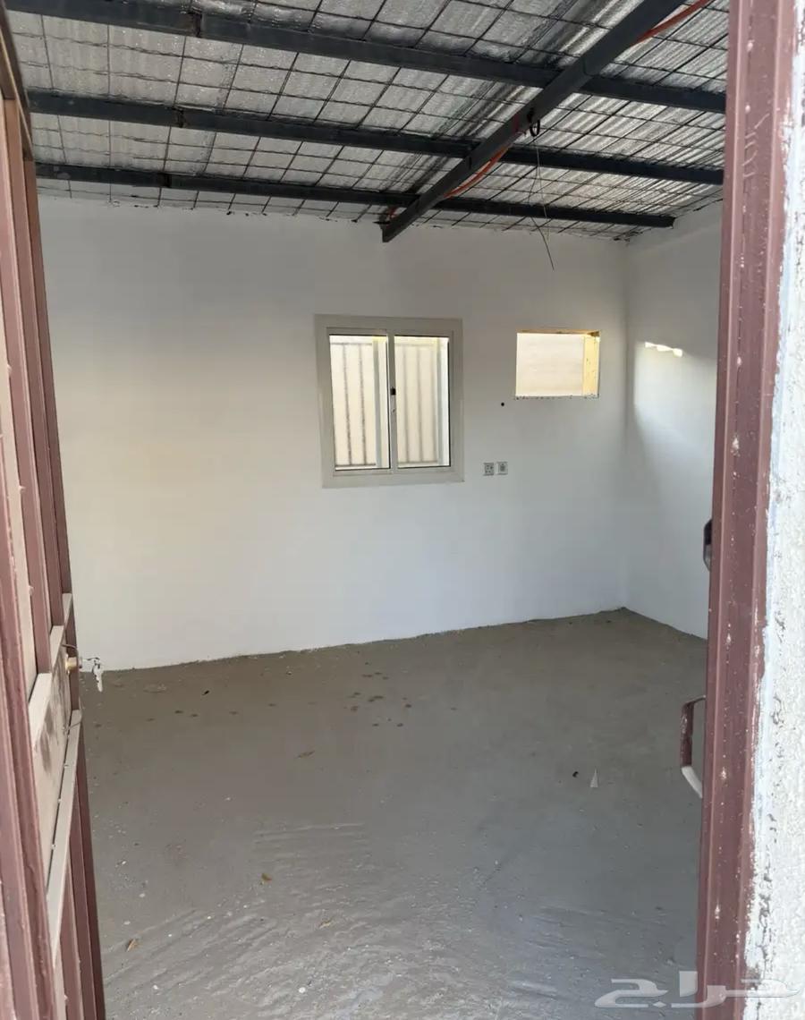 7 غرف ومطبخ وثلاث حمامات وحوش لشركات وعزاب64147627687683112