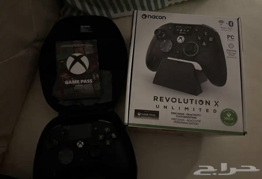 Brand-New Xbox Controller with全新 Xbox Game Pass64617490489475111