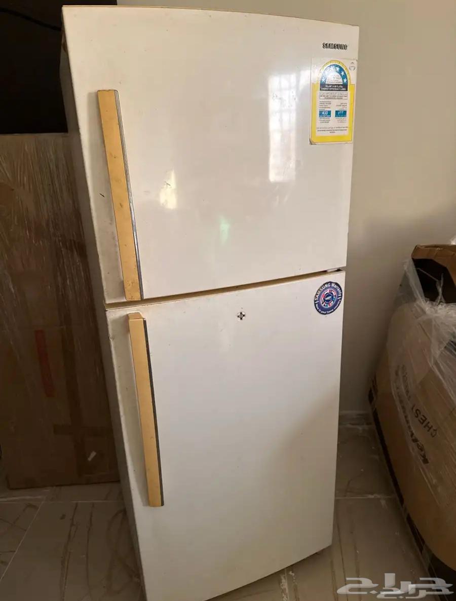 للبيع ثلاجه معا اغراض طوايل وطاوله تلفزيون64621242452994110
