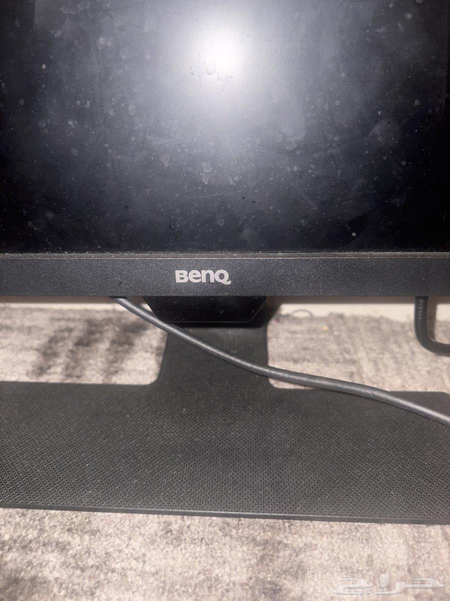 My screen is a Benq, used and clean, I am the witness64617138089091110