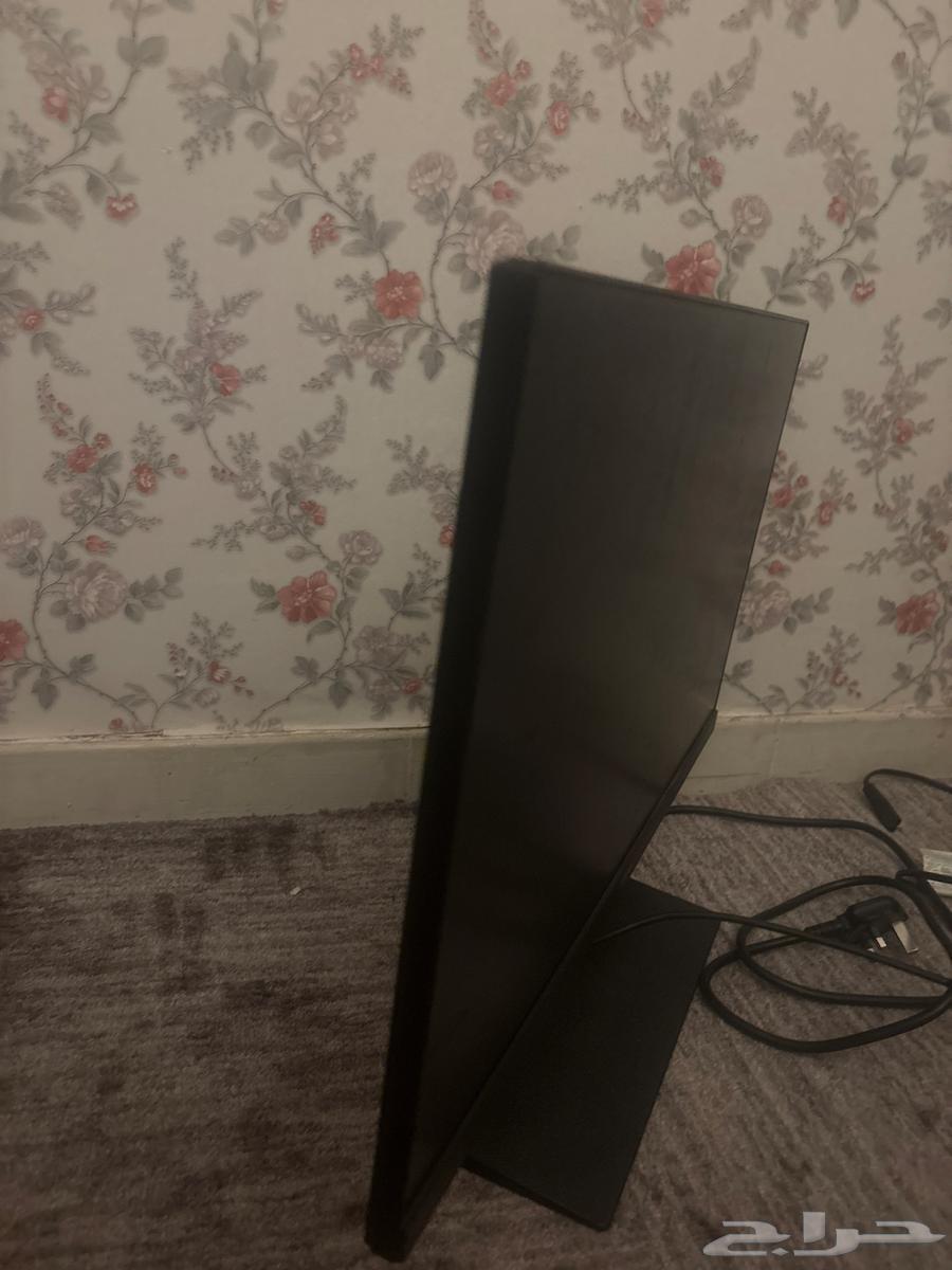 My screen is a Benq, used and clean, I am the witness64617138089091113