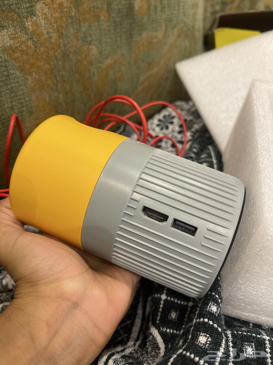 Brand-new Borrego Mini Projector, Used Only Once64622887305345114