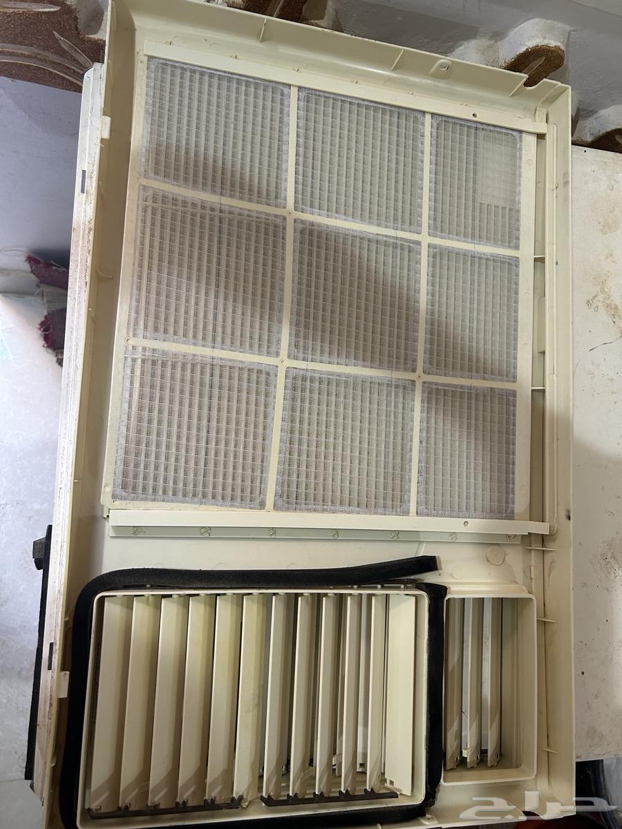 للبيع مكيفات شباك عدد (2) نوع ميتسوبيشي دايا مالك واحد64618814532610111