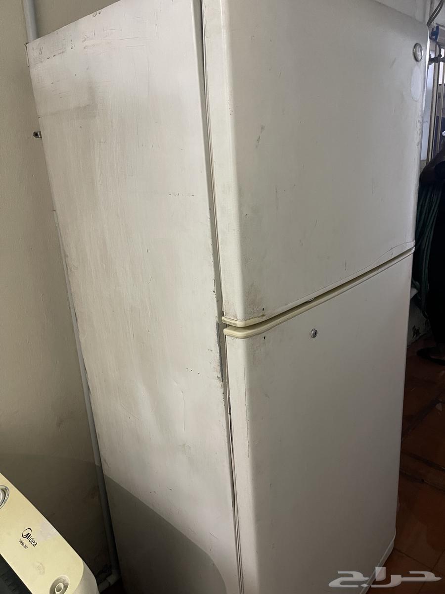 سلام عليكم ورحمة الله وبركاته يوجد الثلاجة وغسالة ثنتين64625870492290112