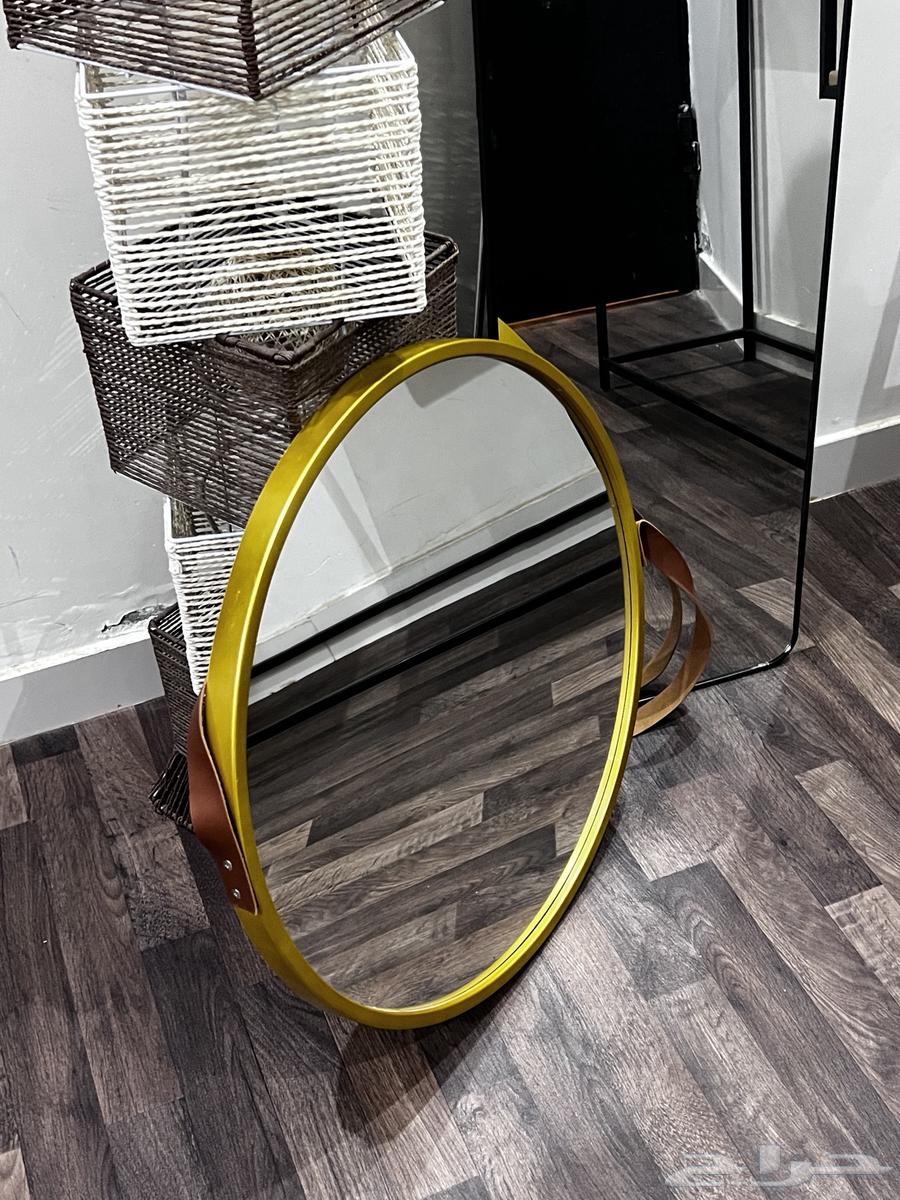 مرايا دائريه جديده مالها كم شهر وارفف اثنين منها64623036175363113