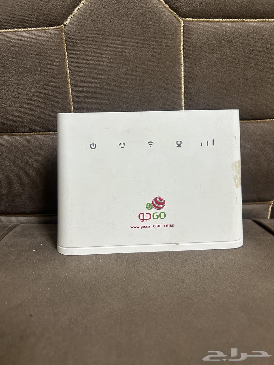 2 راوترات متنوعه .64625518129537110