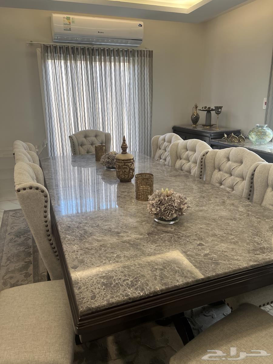 طاولة خشب مع كراسي64619267378433110